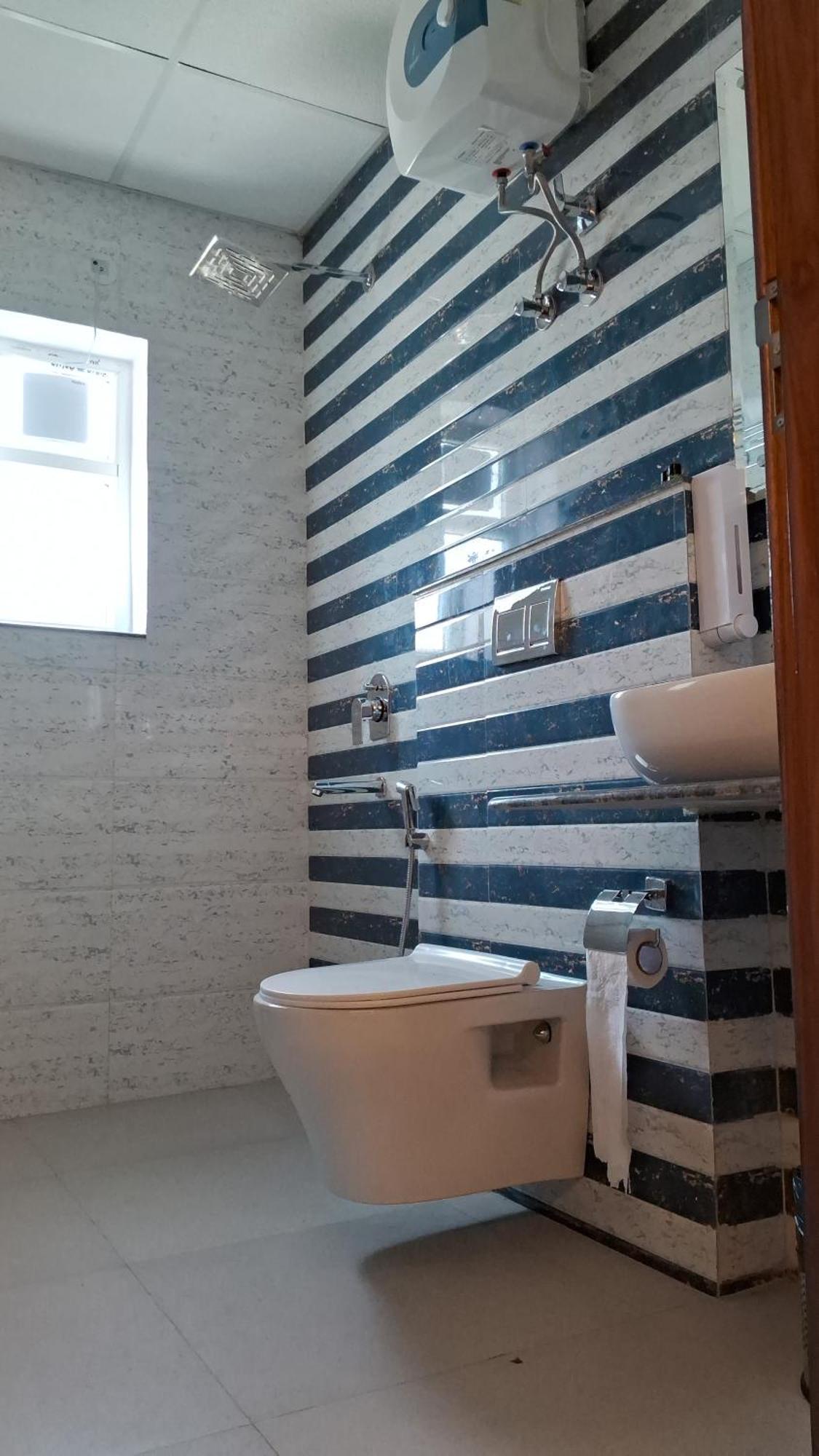 Emerald Suites Greater Noida Δωμάτιο φωτογραφία